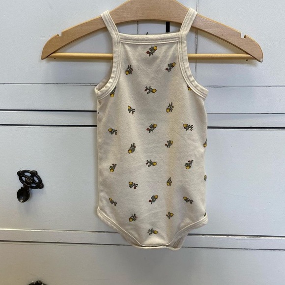 ARQ floral onesie 0-3M - Picture 1 of 1